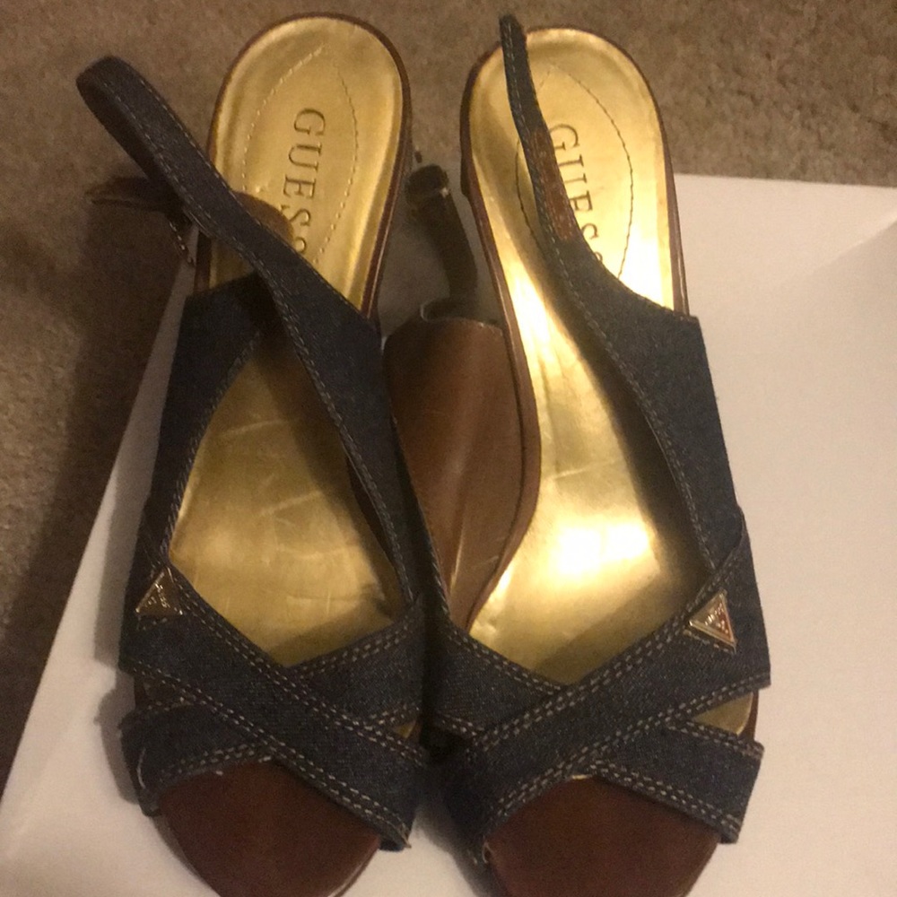 Denim shoes